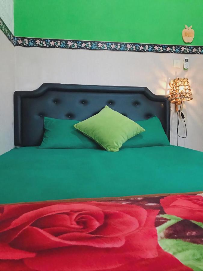 Glory Homestay Yogyakarta Exterior foto