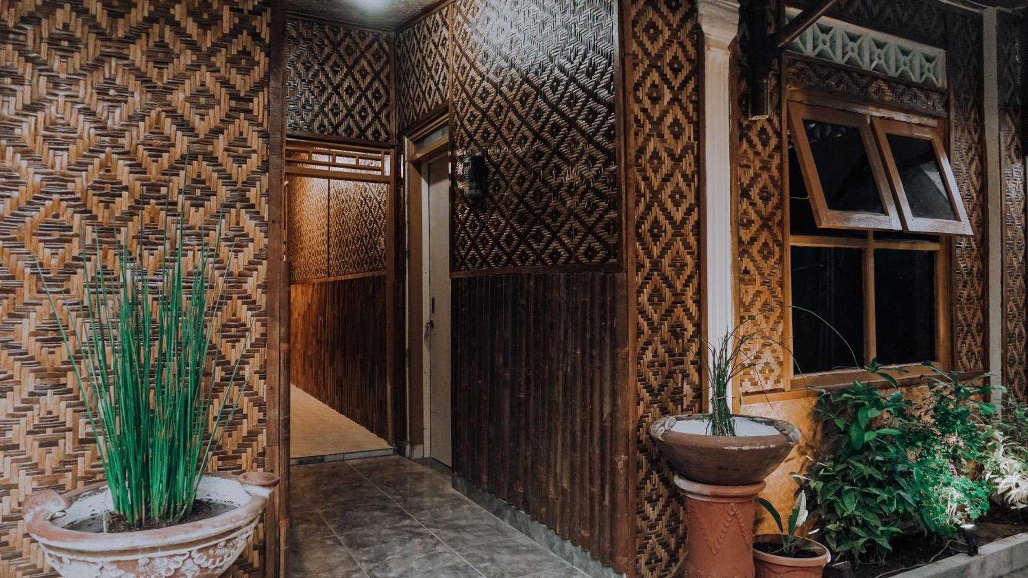 Glory Homestay Yogyakarta Exterior foto
